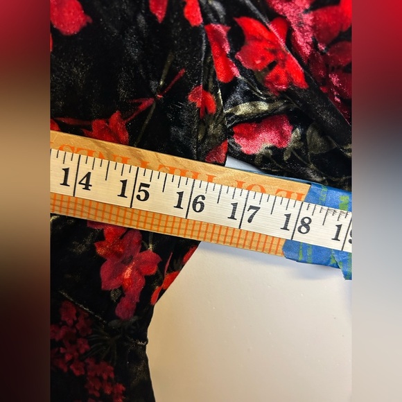 Vintage Hand Made Floral Velvet Midi Dress Xs Timeless Feminine Romantic Amish - Picture 7 of 11